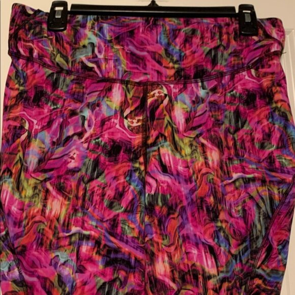 lululemon athletica Pink Multicolor Leggings, Size 12, Excellent Condition - Picture 4 of 7
